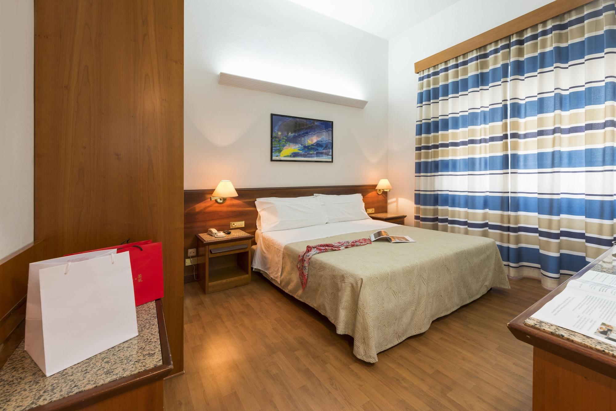 Hotel Giulia ليدو دي كامايوري المظهر الخارجي الصورة