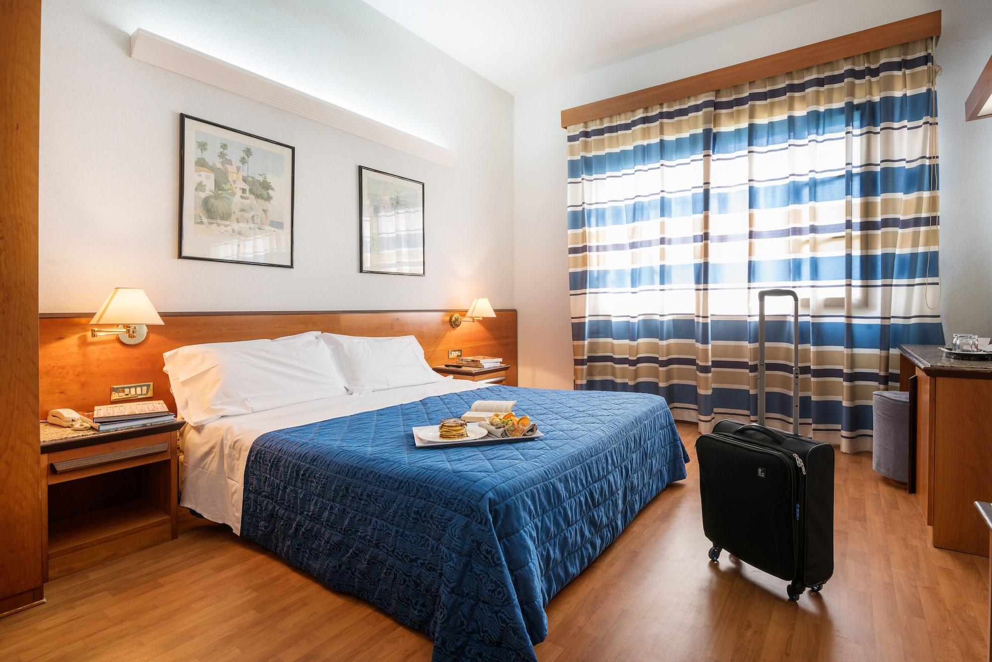 Hotel Giulia ليدو دي كامايوري المظهر الخارجي الصورة